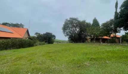 Terreno á venda de 1280m² no Condomínio Portal dos Lagos em Boituva