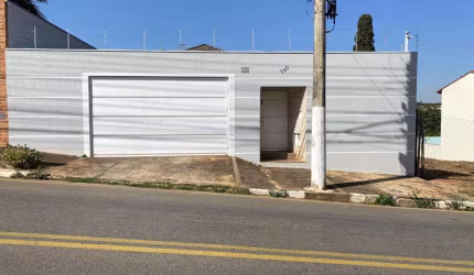 Linda casa a venda no Bairro Colina Verde - Tatuí/SP.