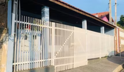 Casa á Venda no Bairro Vila Ginasial em Boituva/SP