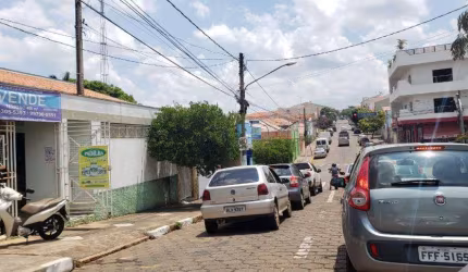 Casa Espetacular no Centro de Tatuí - R$ 1.400.000,00