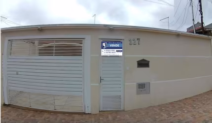 Residência à Venda na Vila Dr. Laurindo Preço: R$ 450.000,00