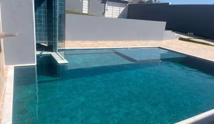 Casa nova com piscina à venda no bairro Colina Verde em Tatuí – SP