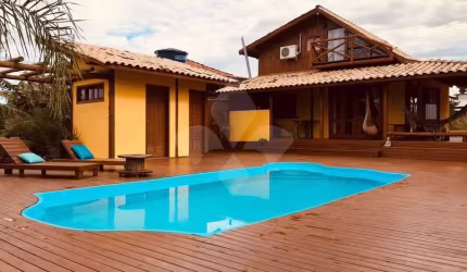 Prédio com 3 salas à venda na Avenida Porto Novo, 93057, Praia do Rosa, Imbituba por R$ 1.106.300