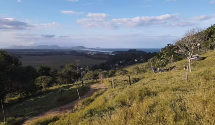Terreno em condomínio fechado à venda na Estrada Geral Gamboa, Gamboinha, Paulo Lopes por R$ 600.000