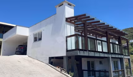 Casa em condomínio fechado com 3 quartos à venda na Giovani Luiz Piucco, 1, Ferraz, Garopaba por R$ 2.950.000