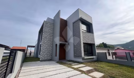 Casa em condomínio fechado com 3 quartos à venda na Geral da Praia do Siriú, 99, Siriú, Garopaba por R$ 1.850.000