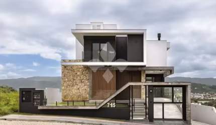 Casa em condomínio fechado com 4 quartos à venda na Rua Bernardino Manoel Rodrigues, 2321, Centro, Garopaba por R$ 3.400.000