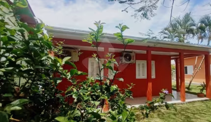 Casa em condomínio fechado com 5 quartos para alugar na Amor Perfeito, 69, Alto Arroio, Imbituba por R$ 3.300