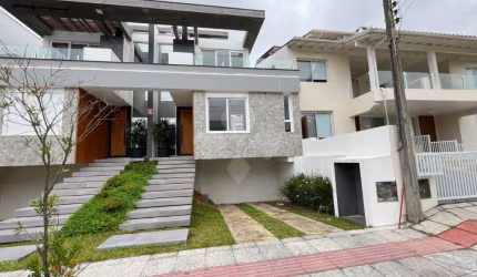 Casa em condomínio fechado com 3 quartos à venda na Canto do Beijo Flor, 1, Ferraz, Garopaba por R$ 2.550.000