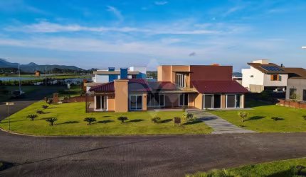 Casa em condomínio fechado com 5 quartos à venda na da Esperança, 272, Ibiraquera, Imbituba por R$ 3.300.000