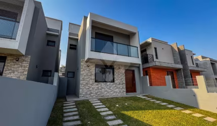 Casa em condomínio fechado com 3 quartos à venda na Pinguirito, 3, Pinguirito, Garopaba por R$ 880.000