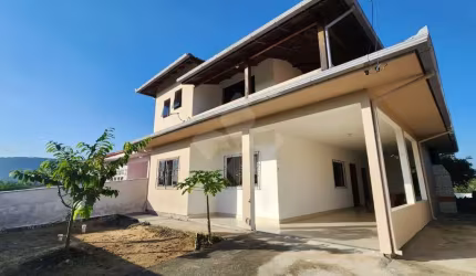 Casa em condomínio fechado com 3 quartos à venda na Rua Severo Costa, 2, Centro, Paulo Lopes por R$ 700.000