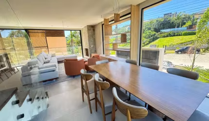 Apartamento com 3 quartos à venda na Maria Nauck dos Santos, 30, Centro, Garopaba por R$ 2.300.000