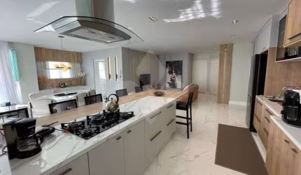 Apartamento com 4 quartos à venda na Rua 303, 336, Meia Praia, Itapema por R$ 3.000.000