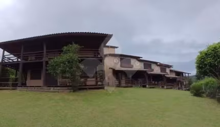 Prédio com 3 salas à venda na Marisco, 120, Praia do Rosa, Imbituba por R$ 2.000.000