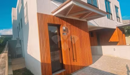 Casa em condomínio fechado com 3 quartos à venda na Marcos Bernardino Rodrigues, 116, Ambrósio, Garopaba por R$ 747.000