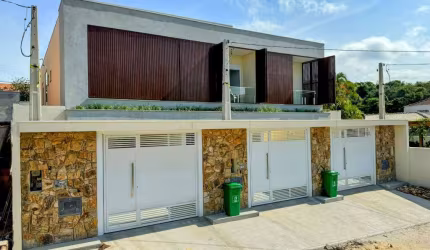Casa com 3 quartos à venda na Servidão do Falcão, 1, Ingleses, Florianópolis por R$ 810.000