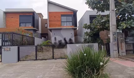 Casa em condomínio fechado com 3 quartos à venda na Diamante, 377, Areais da Palhocinha, Garopaba por R$ 930.000