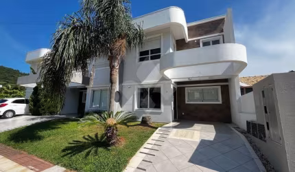 Casa em condomínio fechado com 2 quartos à venda na Tomázia Faustina da Conceição, 237, Centro, Garopaba por R$ 1.038.000
