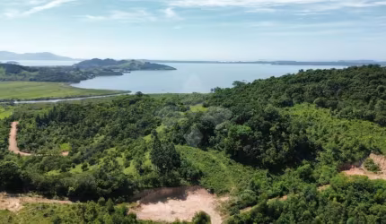 Chácara / sítio com 4 quartos à venda na SC 437, 21, Ribeirão de Cangueri, Imaruí por R$ 1.600.000