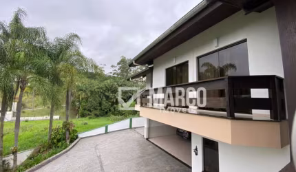 Casa com 3 quartos à venda no Centro, Pomerode , 313 m2 por R$ 3.700.000