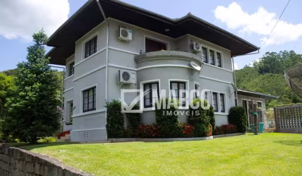 Casa com 3 quartos à venda no Testo Central, Pomerode , 199 m2 por R$ 1.420.000
