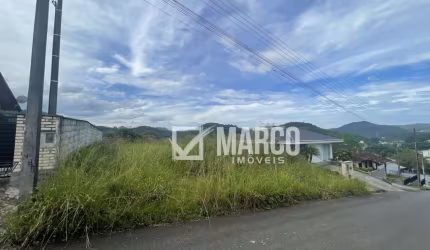 Terreno à venda no Ribeirão Areia, Pomerode  por R$ 400.000