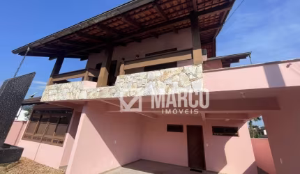 Casa com 3 quartos à venda no Centro, Pomerode , 256 m2 por R$ 1.600.000