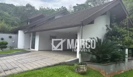 Casa com 3 quartos à venda no Wunderwald, Pomerode  por R$ 1.800.000