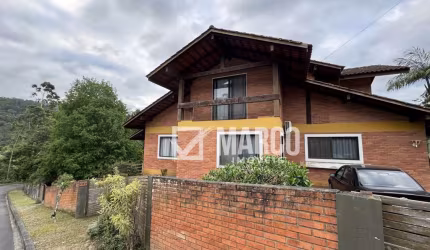 Casa com 6 quartos à venda no Testo Alto, Pomerode , 350 m2 por R$ 1.500.000