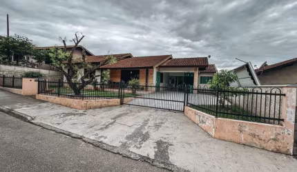 Casa com 3 quartos à venda no Testo Rega, Pomerode , 195 m2 por R$ 690.000