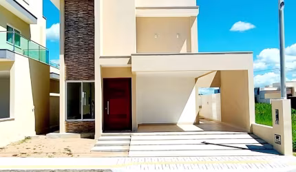 Linda Casa Duplex com 136,97m² no Villa dos Ventos