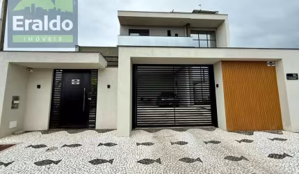 Sobrado em Balneário Flamingo - Matinhos, PR