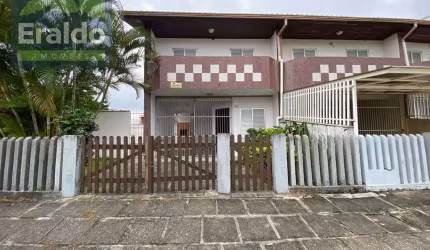 Sobrado em Balneário Ipanema - Pontal do Paraná, PR