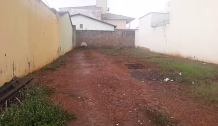 Terreno Bairro Custódio Pereira