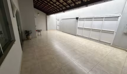Casa a Venda Bairro Santa Mônica