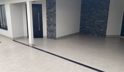 Casa a Venda Bairro Jardim Karaiba