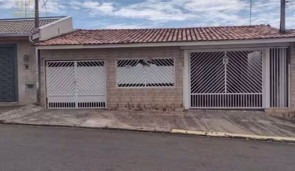 Casa com 3 Dormitórios no Jardim das Nações!