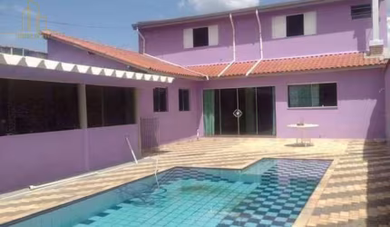 Casa com Suíte e Piscina no Salto de São José, Salto/SP