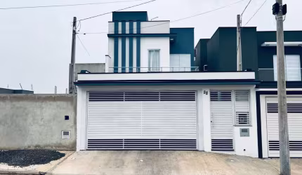 Sobrado moderno no Residencial Morro da Mata com 3 quartos e suíte