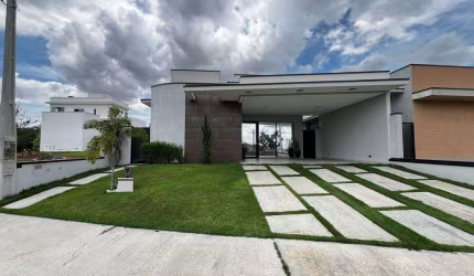 Casa no Residencial Central Parque com 3 Suítes