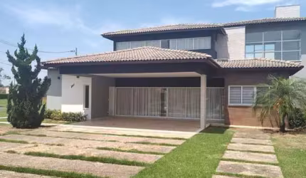 Casa de Esquina à Venda no Condomínio Primavera em Salto/SP