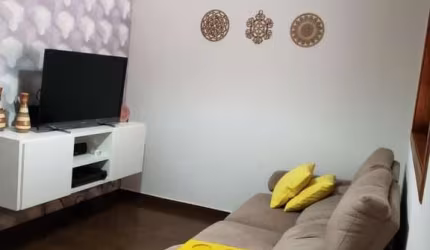 Casa à Venda no Jardim Residencial Itaim com 2 Dormitórios