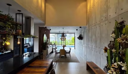 Casa no Condomínio Portal dos Bandeirantes, Salto/SP, com 3 Suítes e Piscina