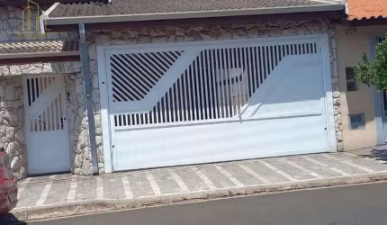 Casa à venda no Jardim Planalto com 3 quartos!