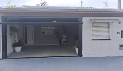 Casa à venda no Residencial Vila dos Eucaliptos com 3 quartos