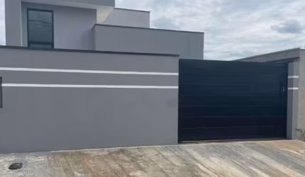 Belíssima Casa Térrea à Venda no Bairro Jardim dos Ipês – Salto/SP 