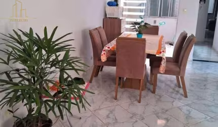 Casa à venda no Jardim Santa Marta com 3 quartos