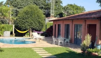 Chácara à venda no Condomínio Fechado Village Haras São Luiz com 3 quartos