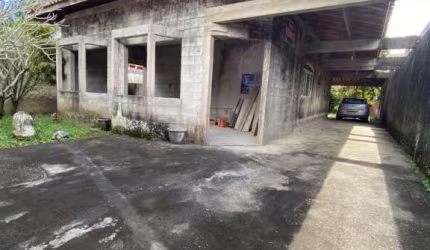 Casa no Pontal de Santamaria com 03 suítes!!